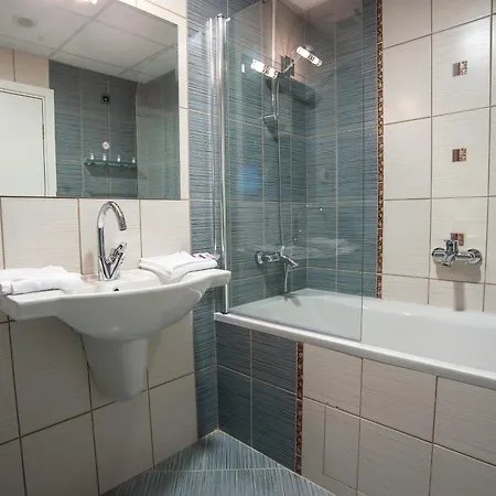 C Comfort & Wellness Отель 3*