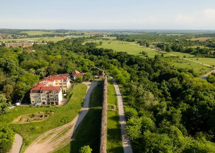 Hotel C Comfort & Wellness 3*